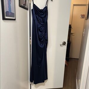 Elegant Navy Blue Evening Gown